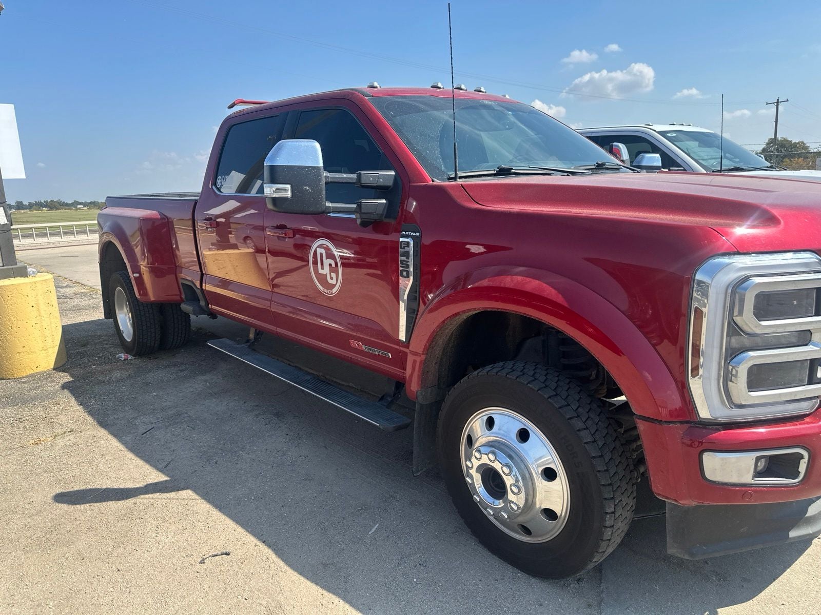 2024 Ford F-450SD Platinum DRW