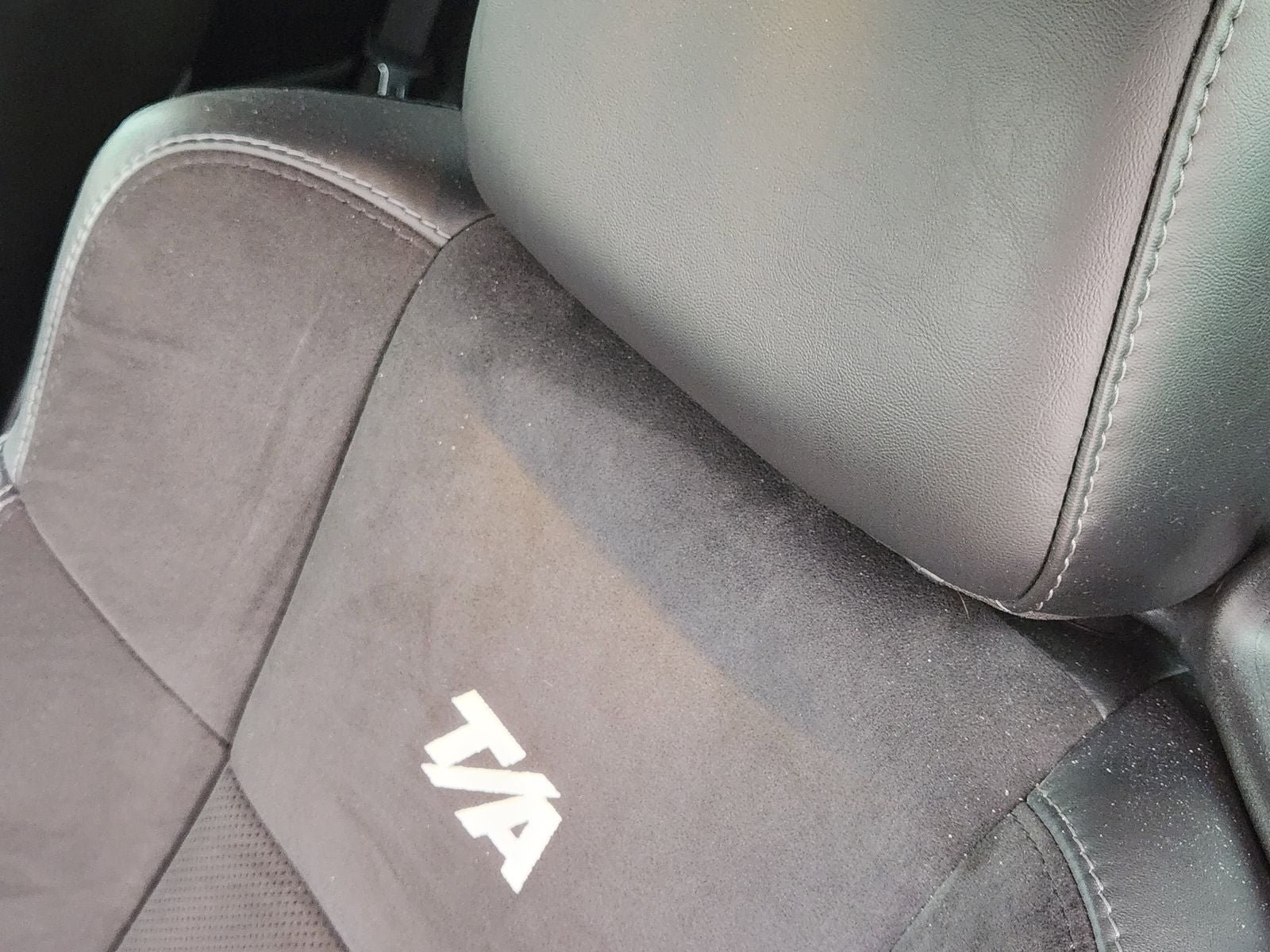 2017 Dodge Challenger R/T