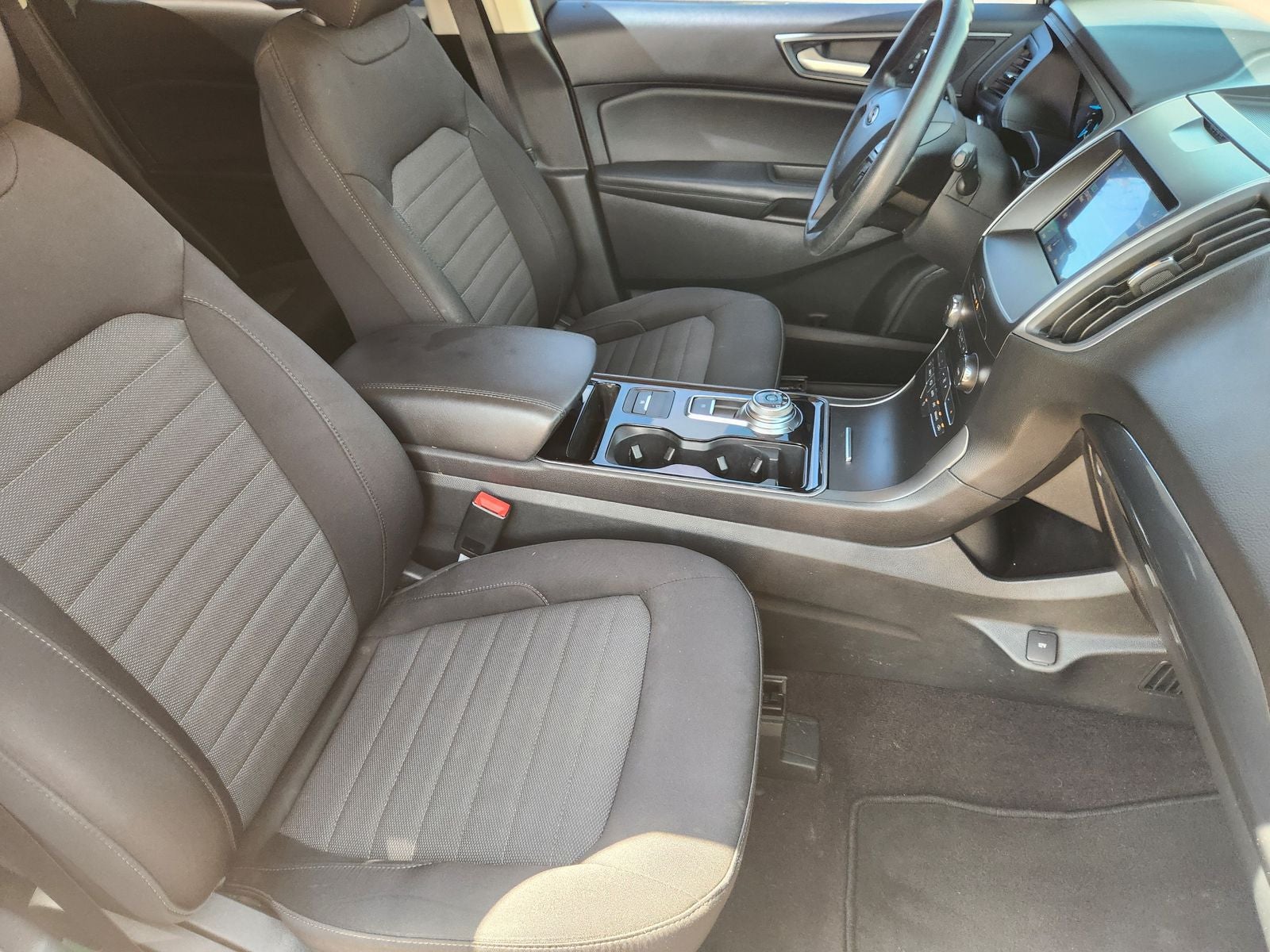 2020 Ford Edge SE