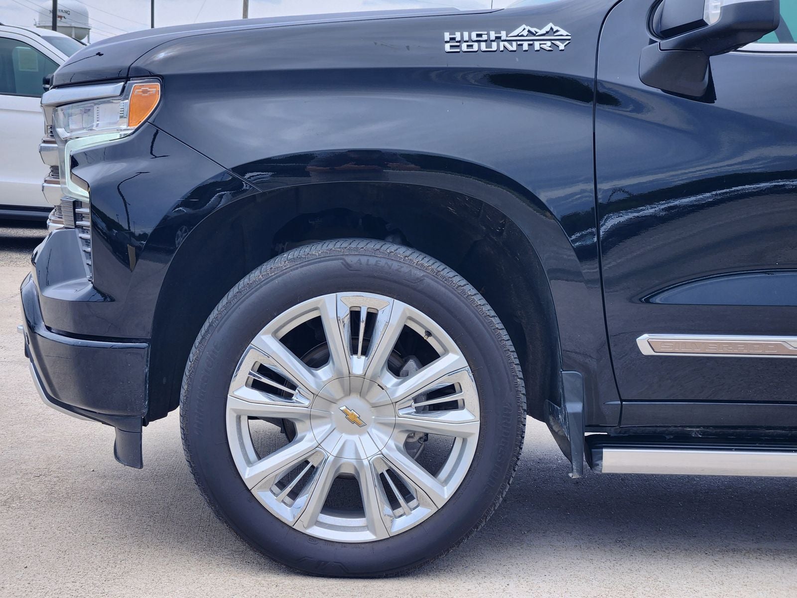 2022 Chevrolet Silverado 1500 High Country