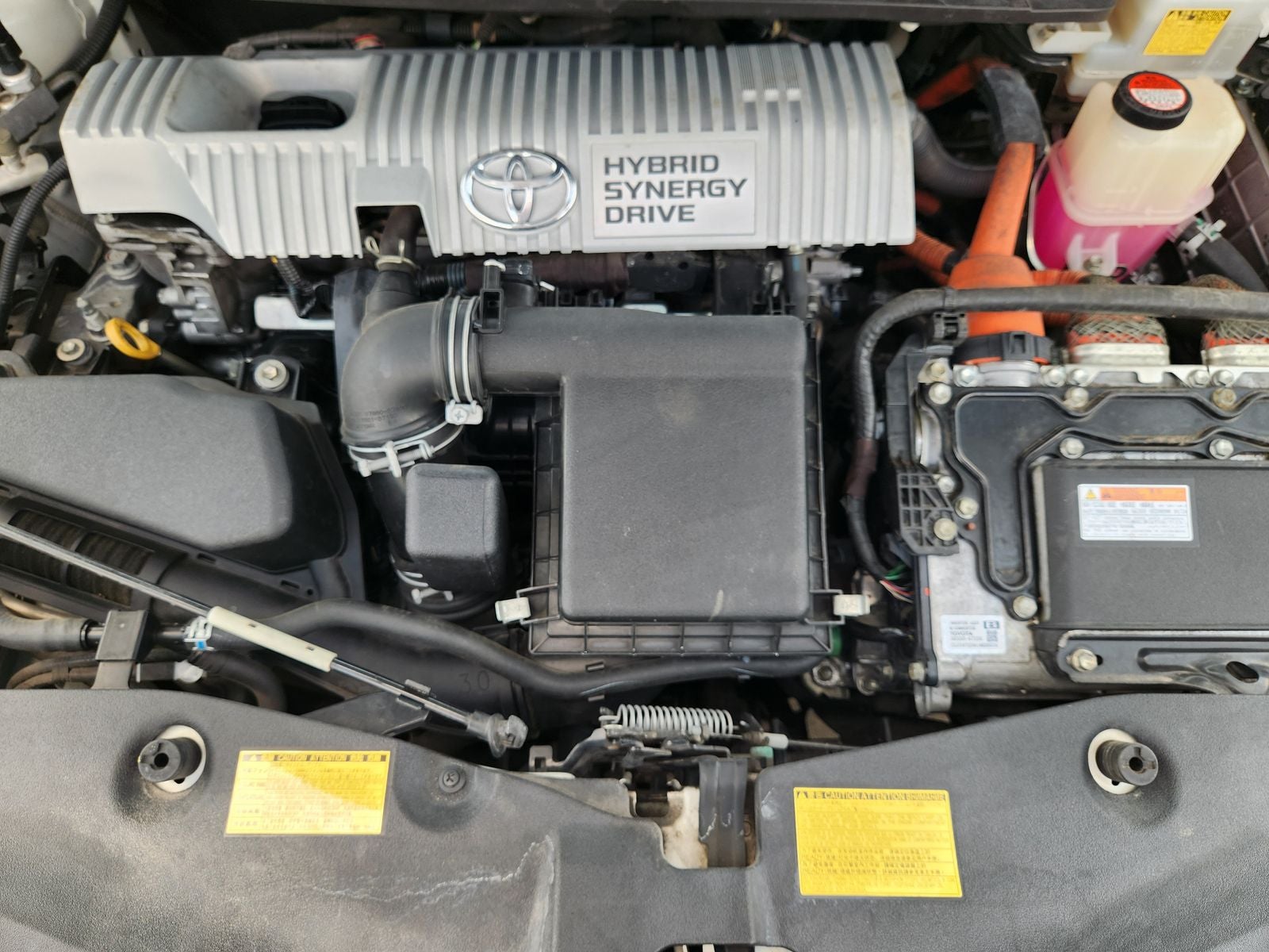 2014 Toyota Prius v Five
