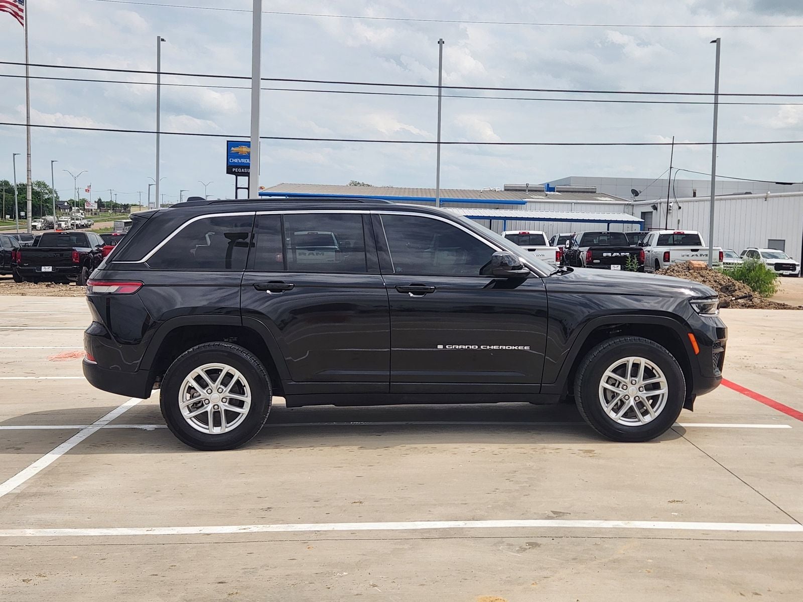 2025 Jeep Grand Cherokee Laredo X