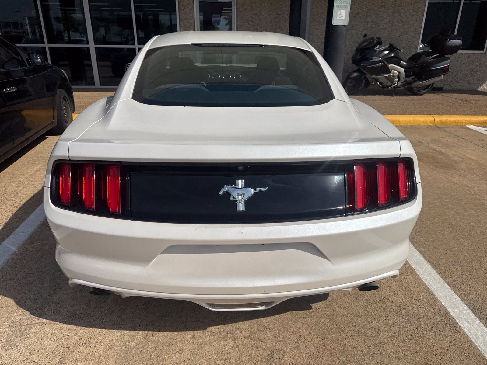 2017 Ford Mustang V6
