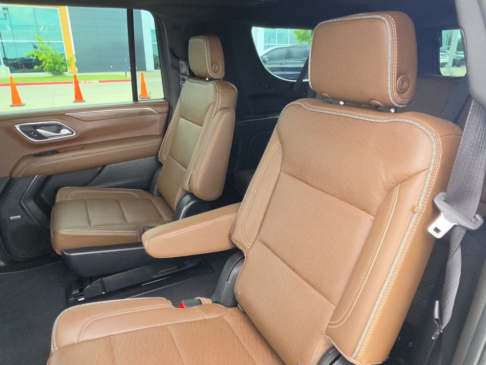 2022 Chevrolet Suburban High Country