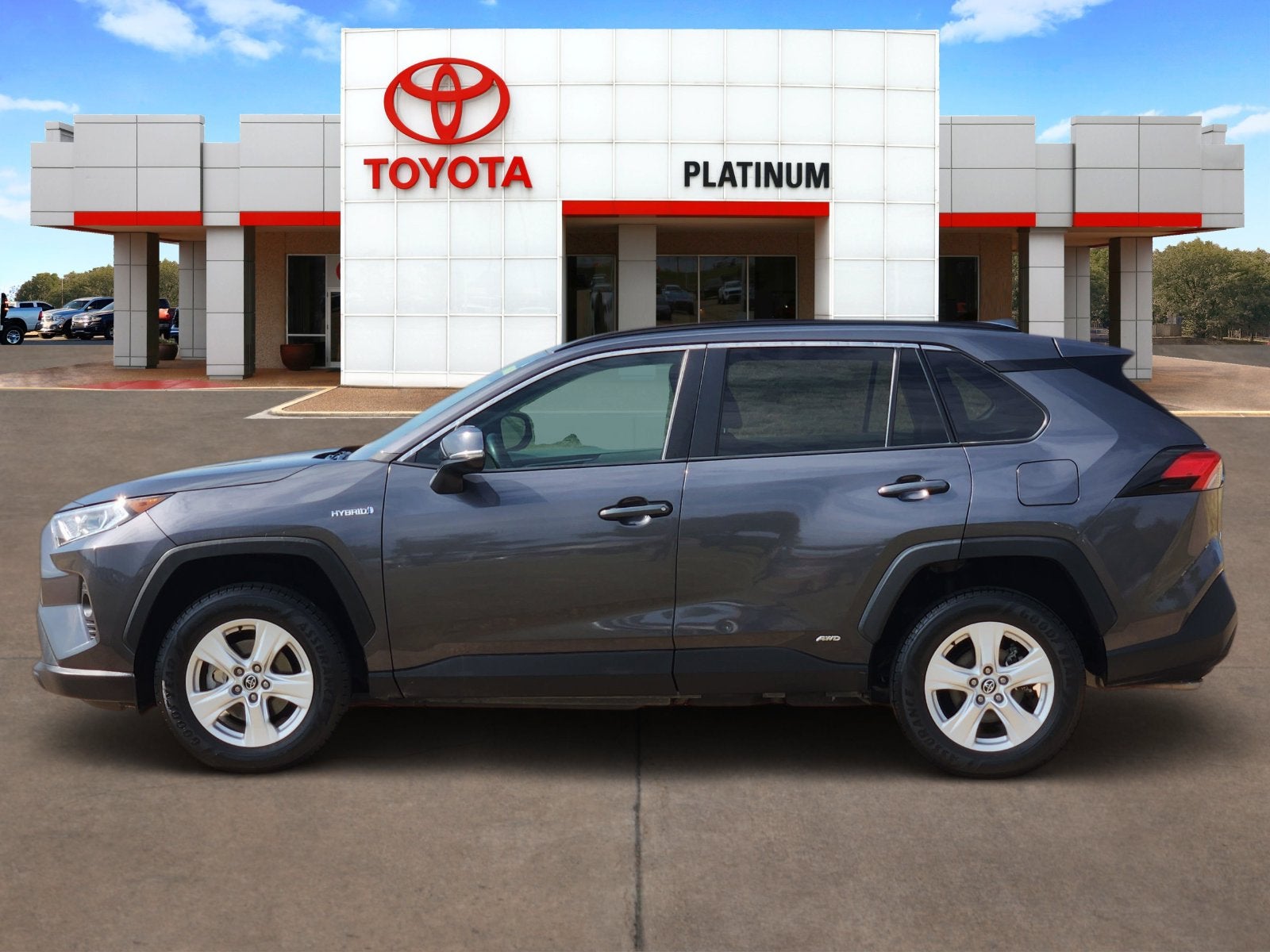 2020 Toyota RAV4 Hybrid XLE