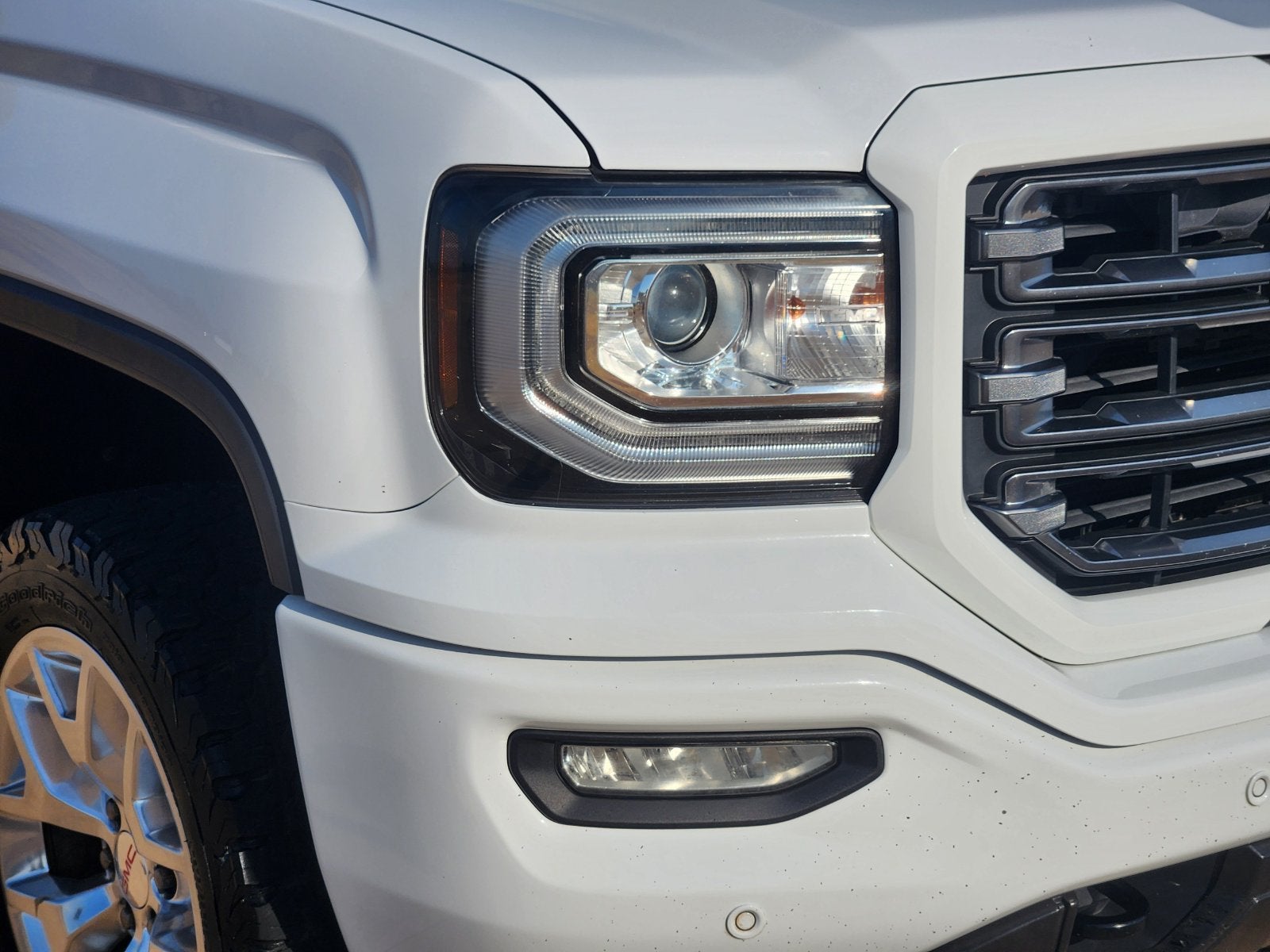 2017 GMC Sierra 1500 SLT