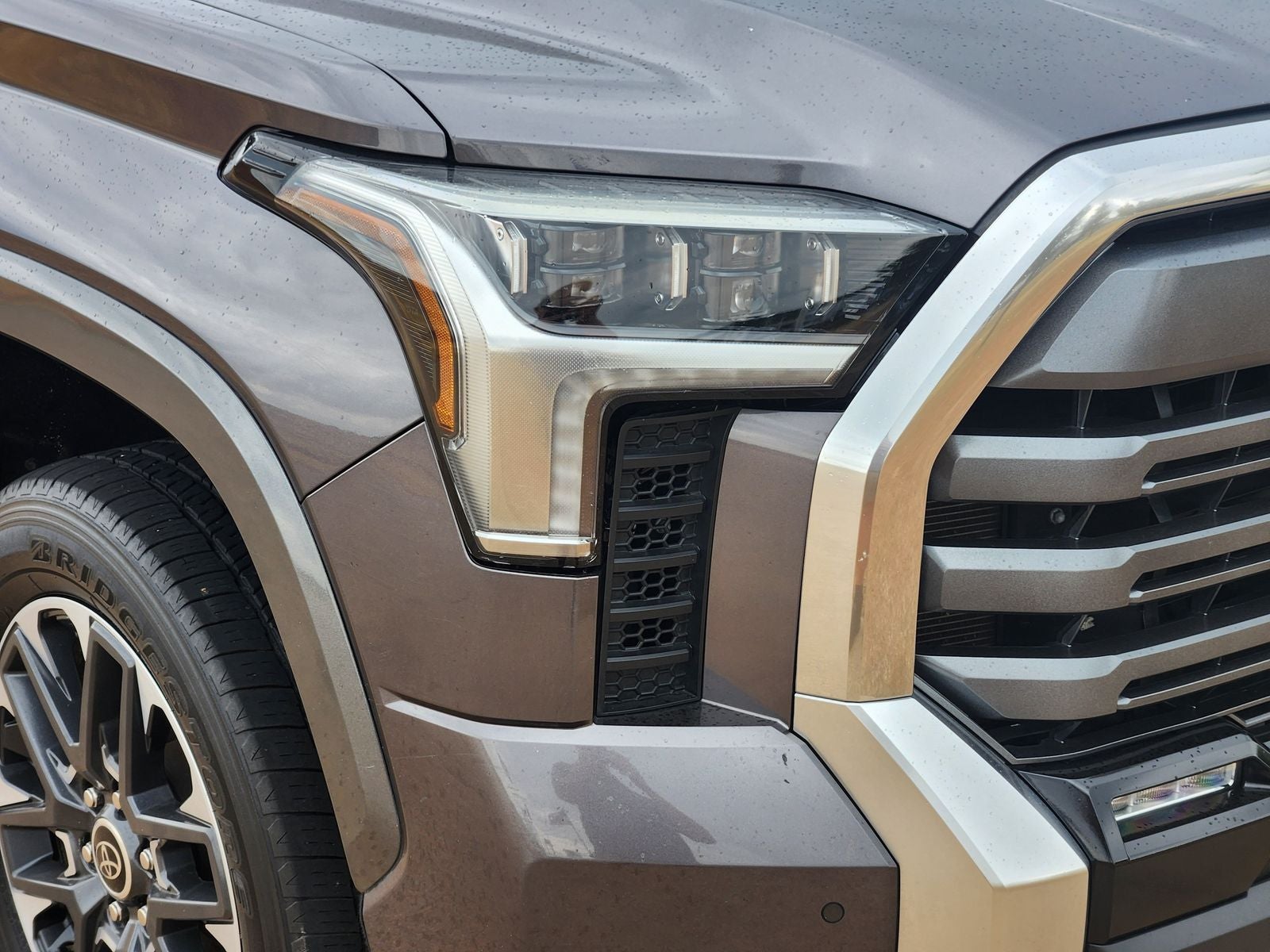 2022 Toyota Tundra Hybrid Limited