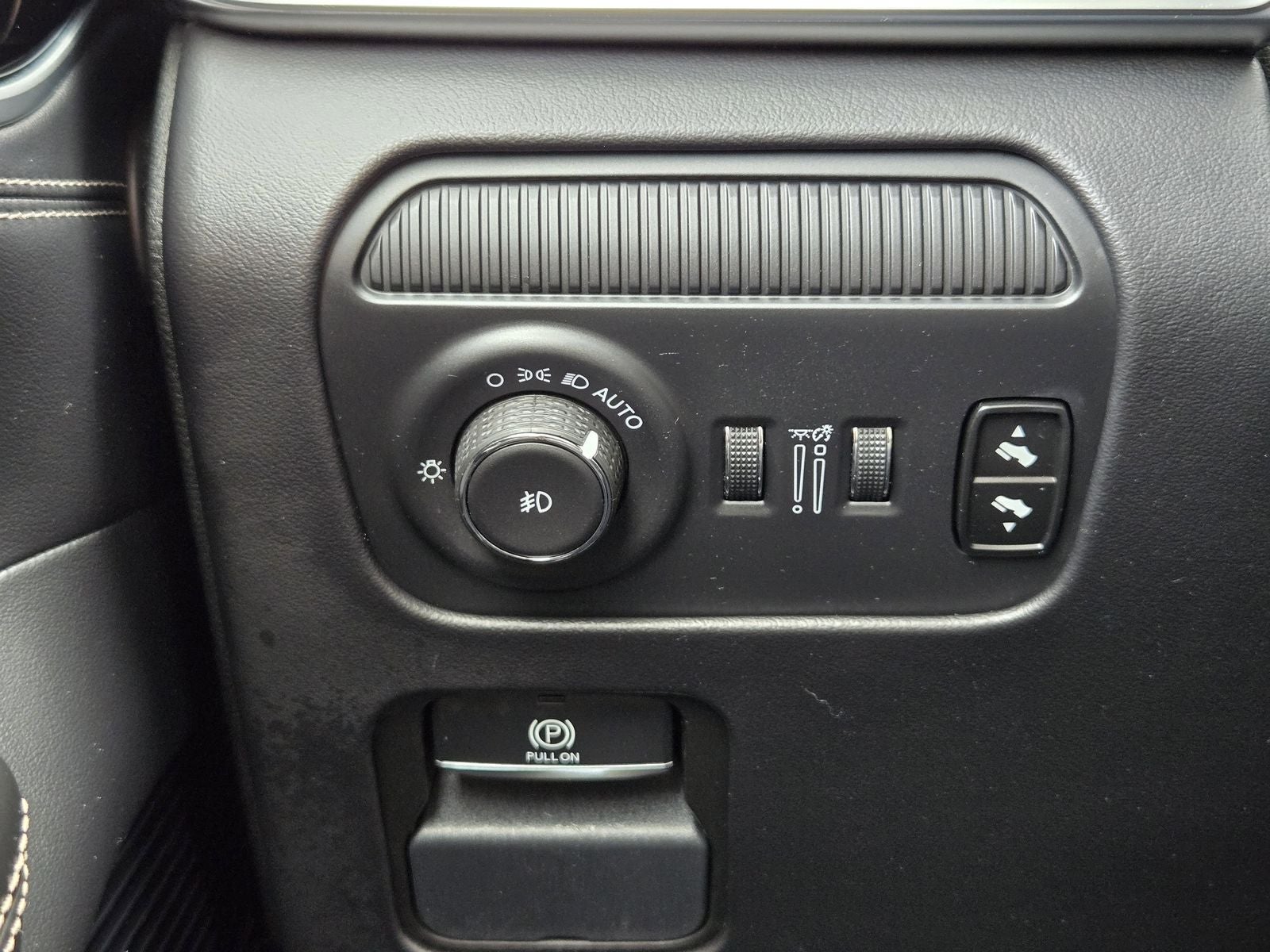 2024 Jeep Grand Wagoneer Series II