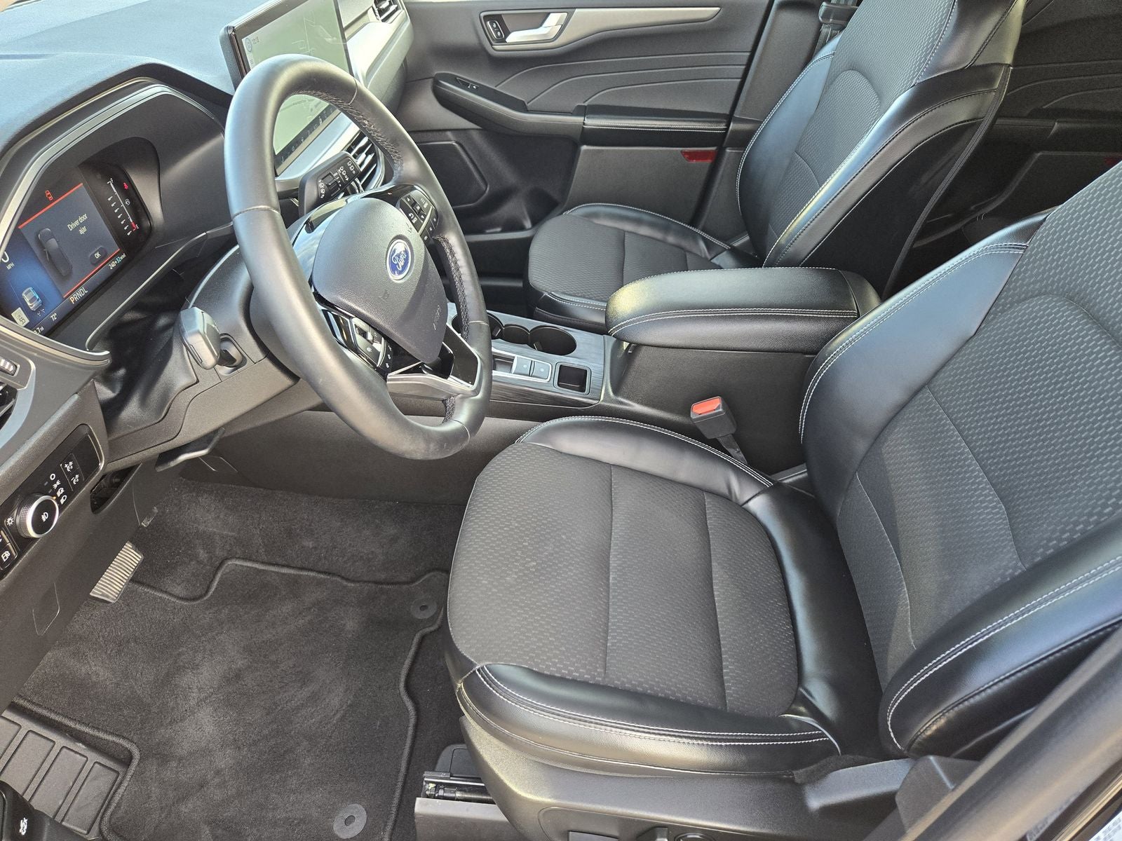 2023 Ford Escape Plug-In Hybrid Base