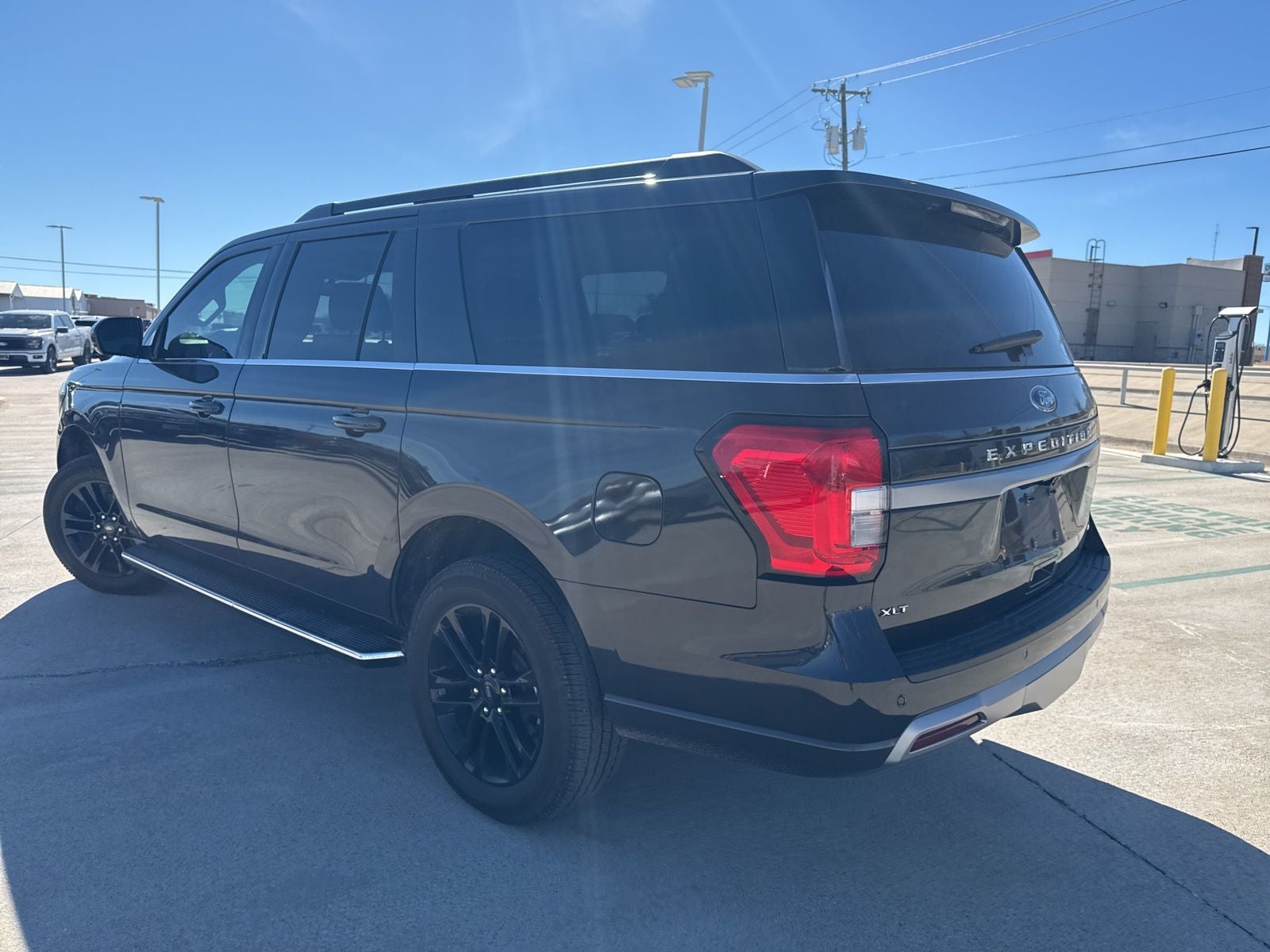 2022 Ford Expedition Max XLT