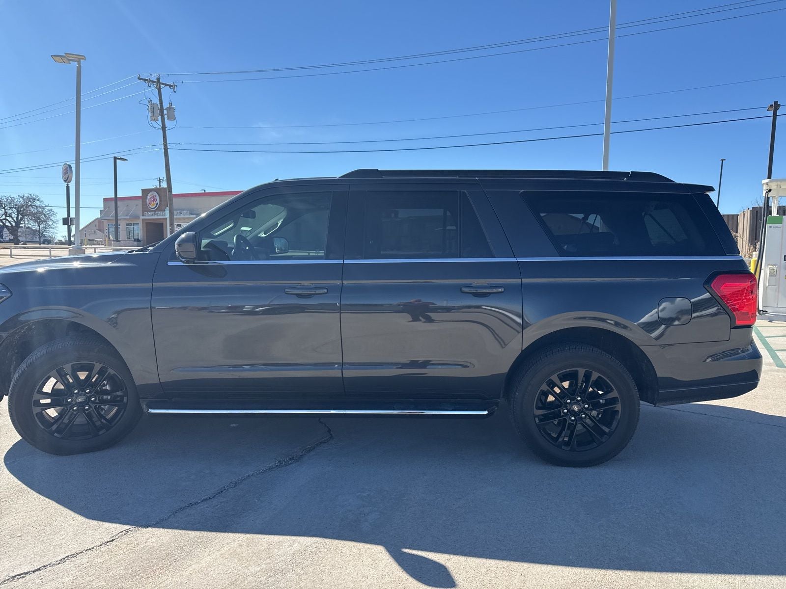 2022 Ford Expedition Max XLT