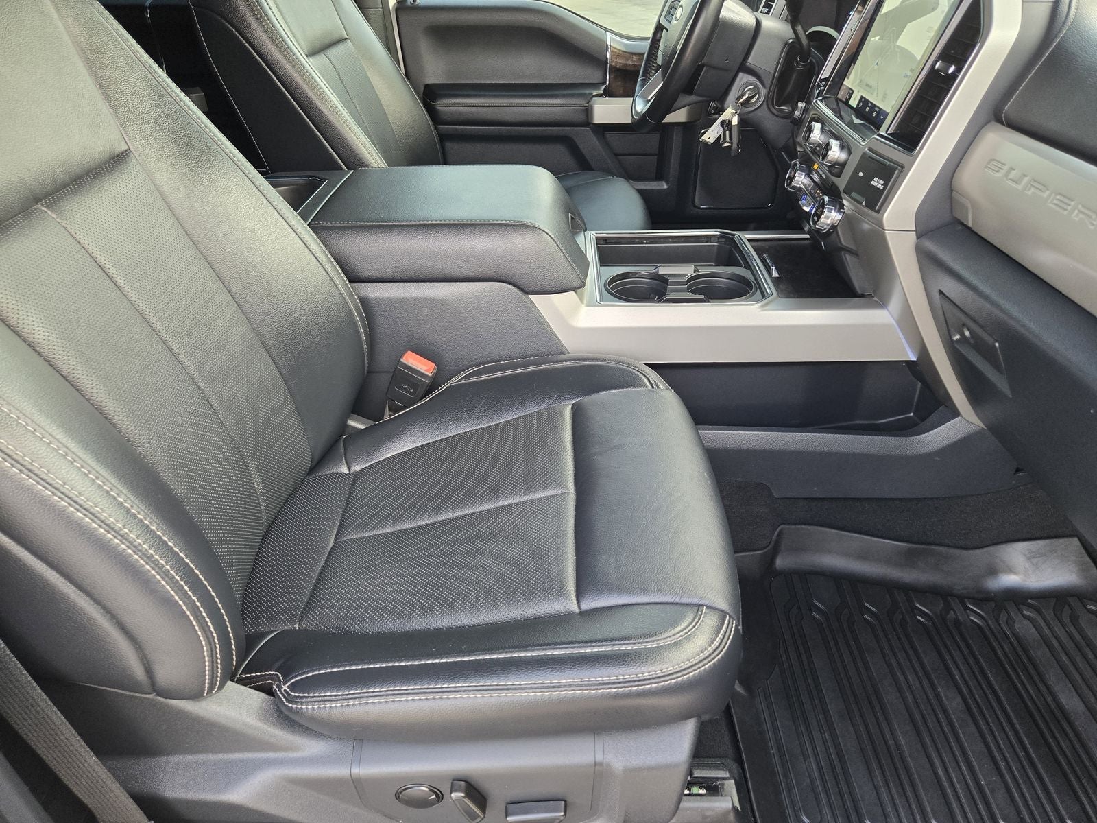 2022 Ford F-250SD Lariat
