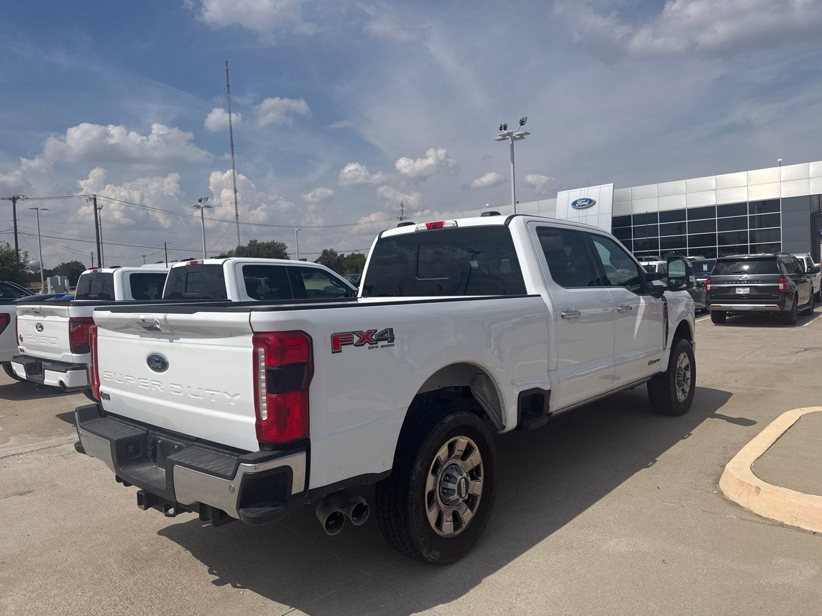 2024 Ford F-250SD Lariat
