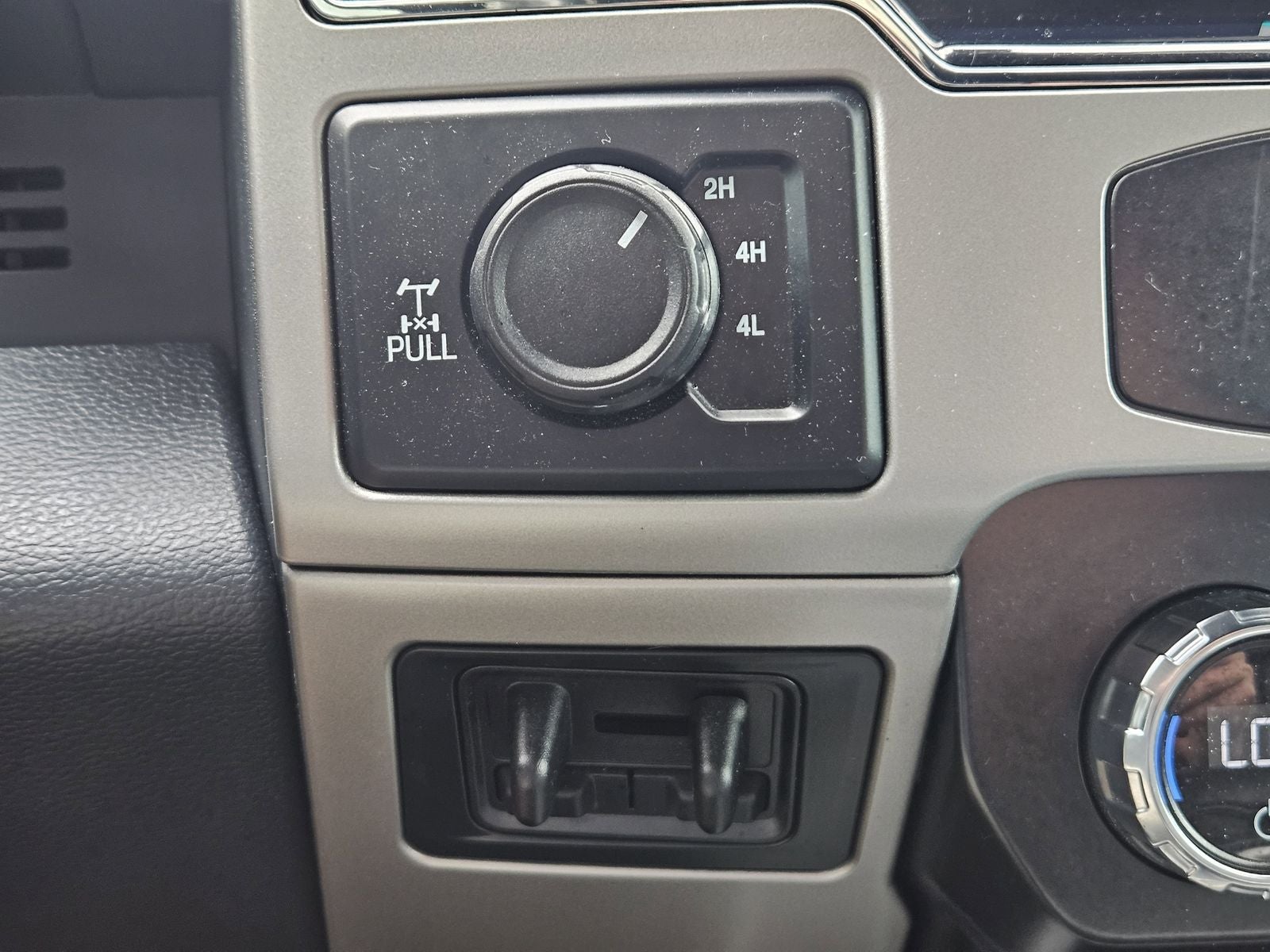 2022 Ford F-350SD Lariat