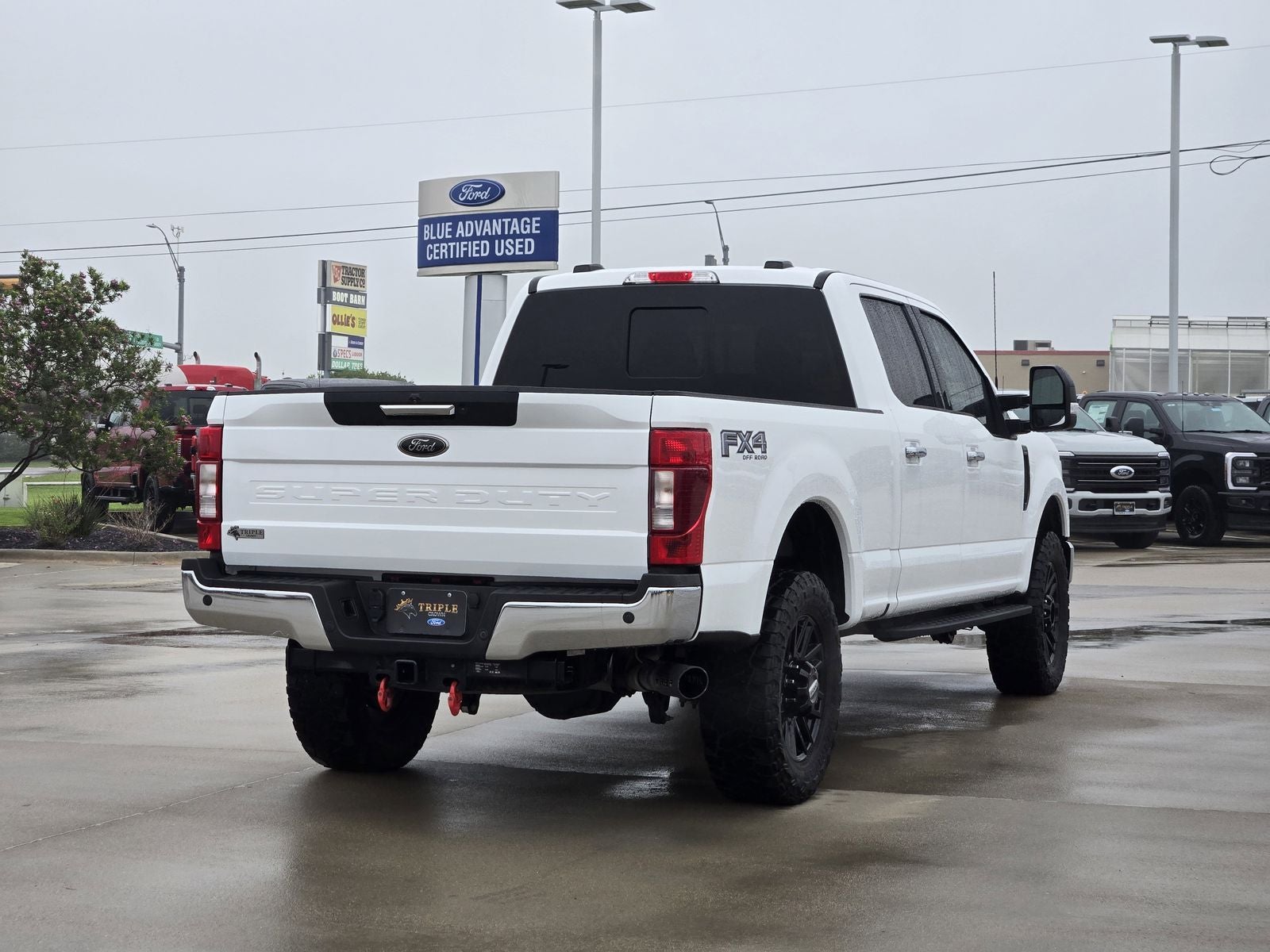 2022 Ford F-350SD Lariat