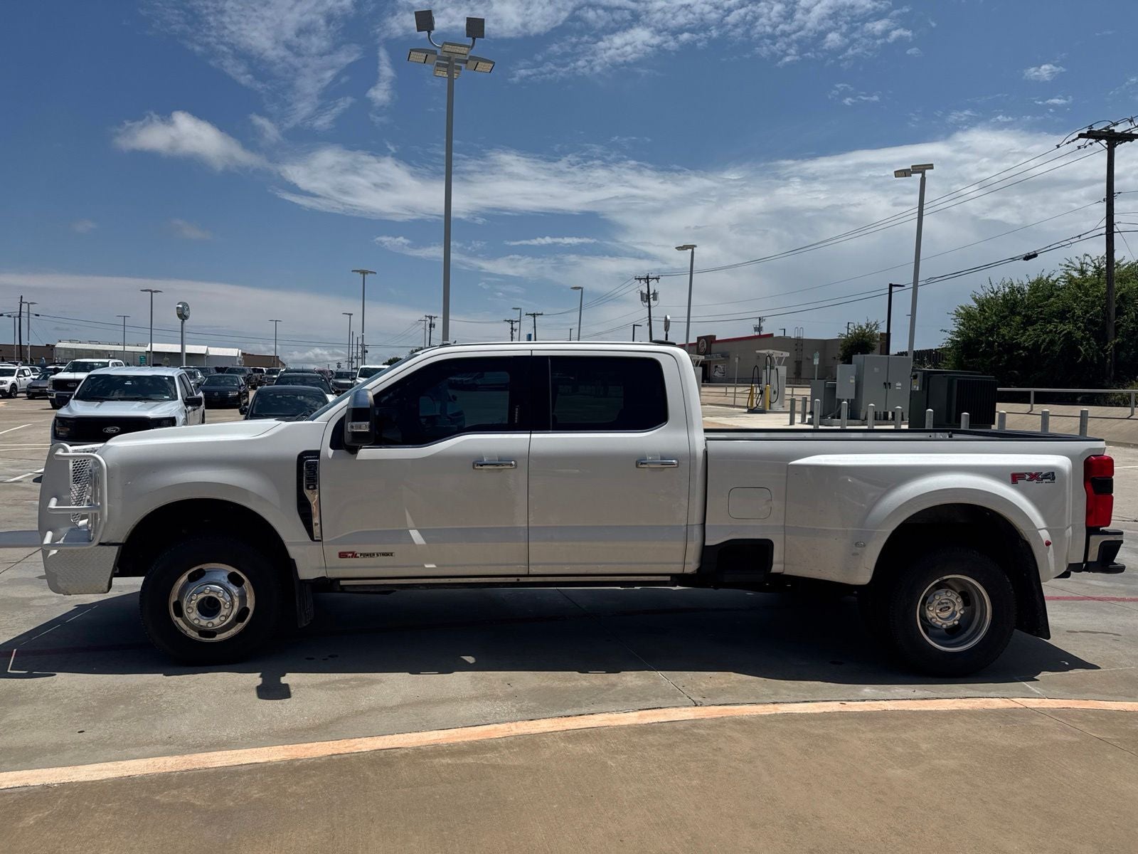 2023 Ford F-350SD Lariat DRW