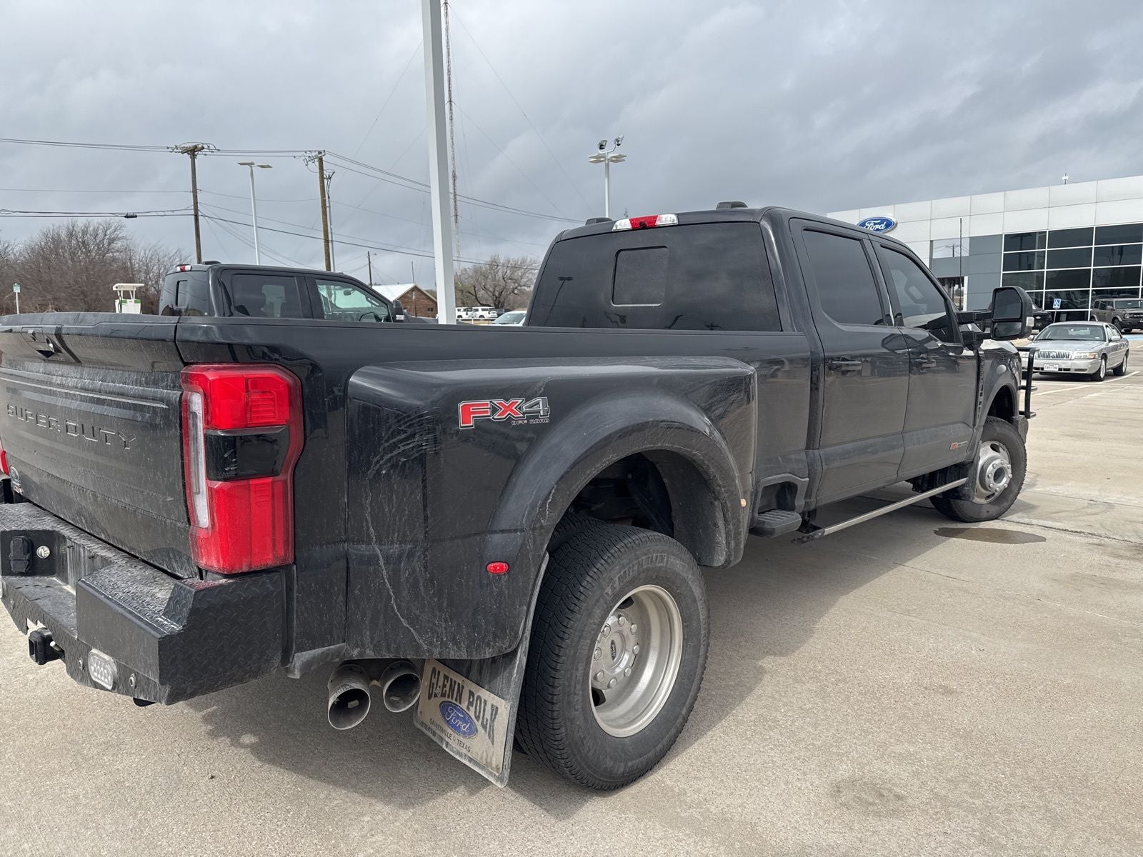 2025 Ford F-350SD Platinum DRW