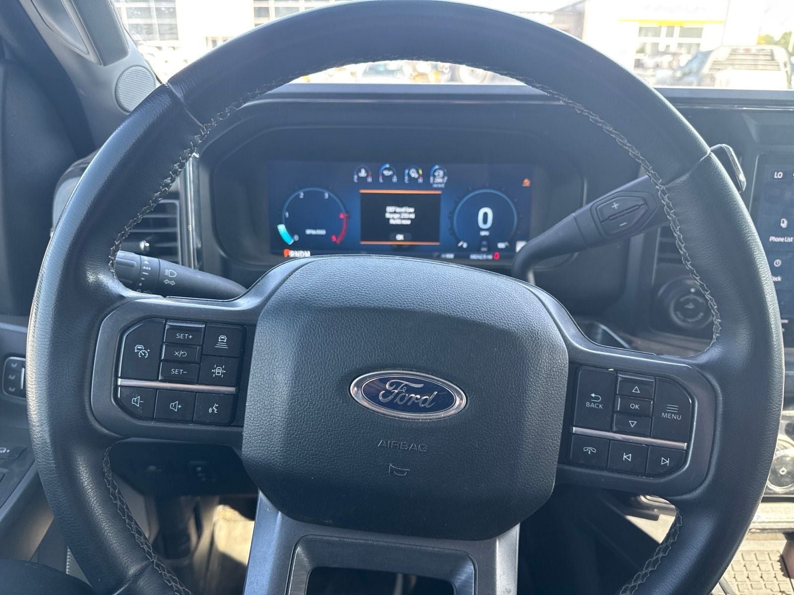 2025 Ford F-350SD Lariat DRW