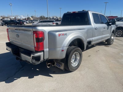 2023 Ford F-350SD Lariat DRW