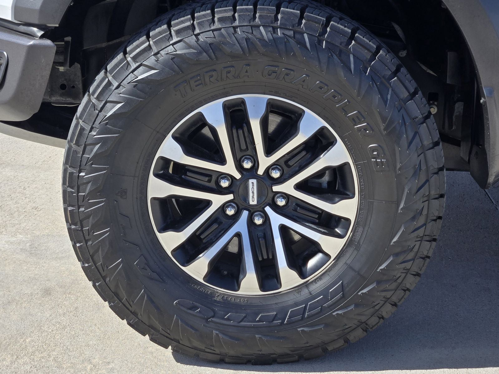 2020 Ford F-150 Raptor