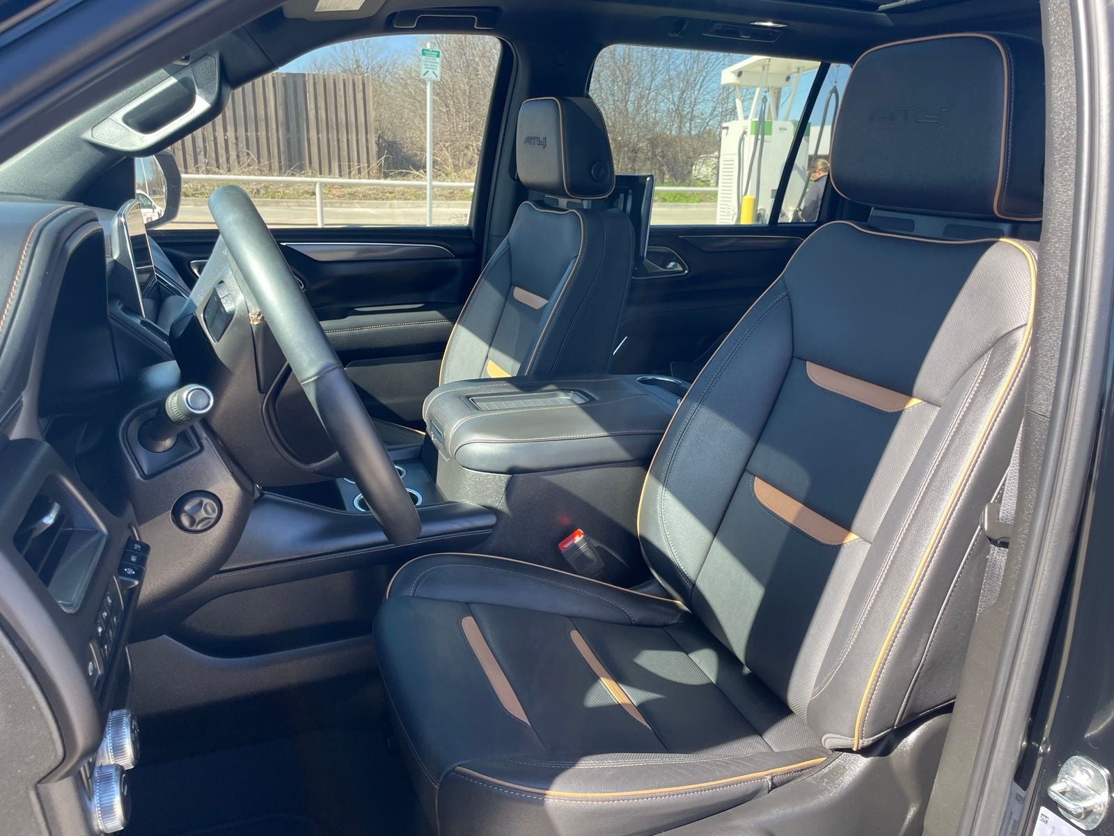 2023 GMC Yukon XL AT4