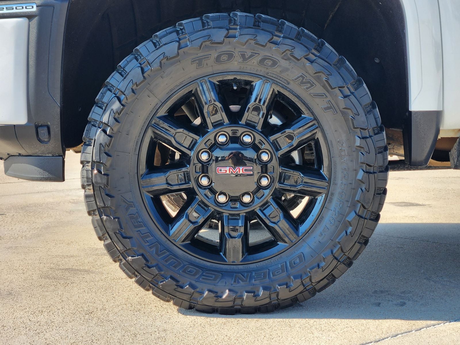 2025 GMC Sierra 2500HD AT4