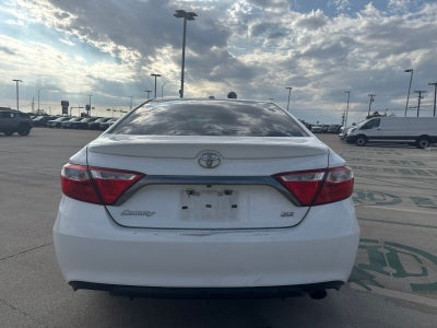 2015 Toyota Camry SE
