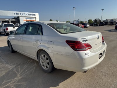 2010 Toyota Avalon XL
