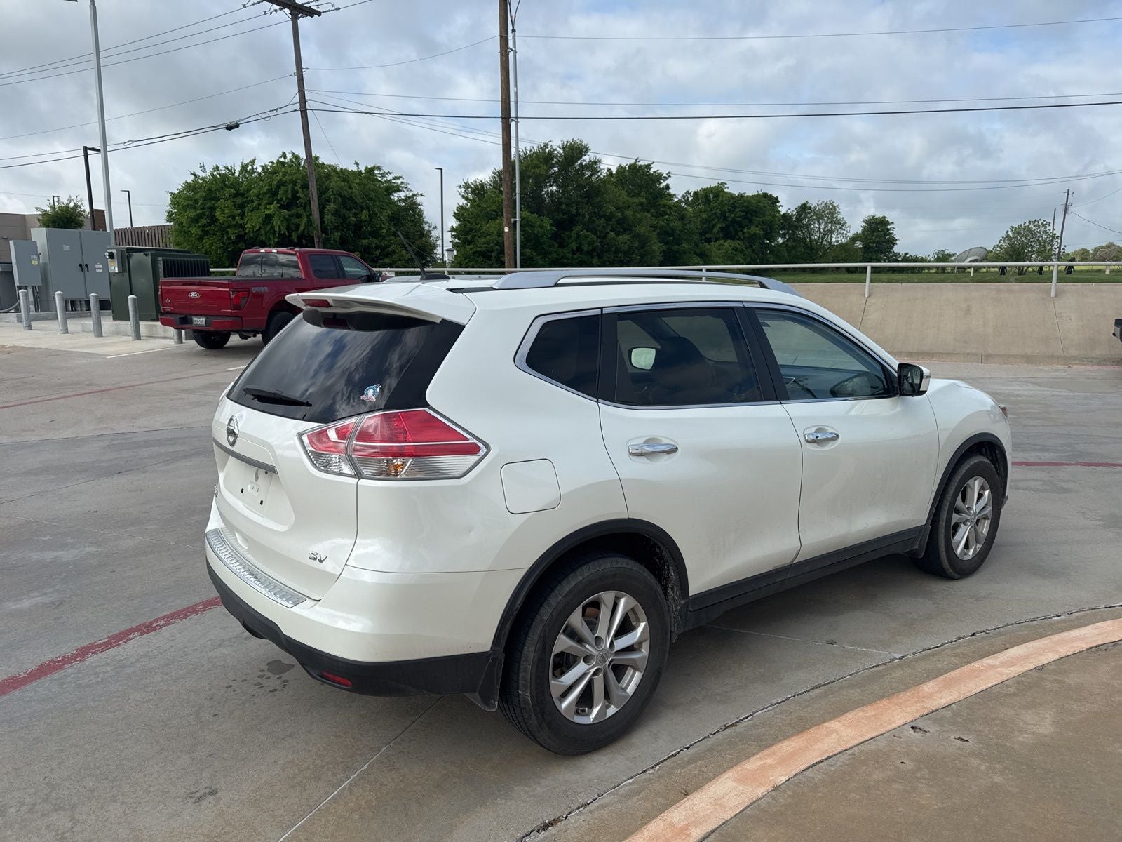 2016 Nissan Rogue SV