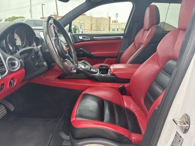 2016 Porsche Cayenne Turbo