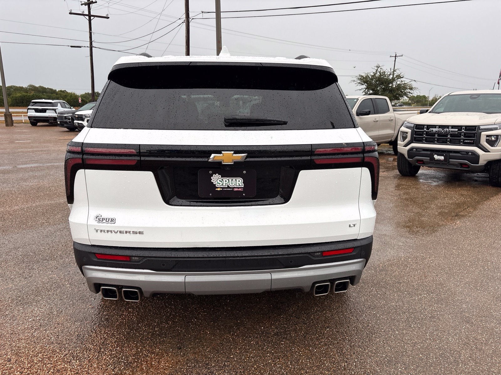 2024 Chevrolet Traverse LT