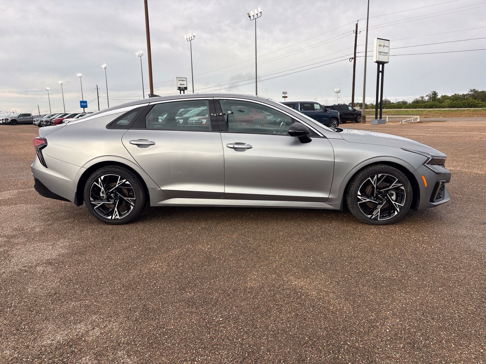 2025 Kia K5 GT-Line