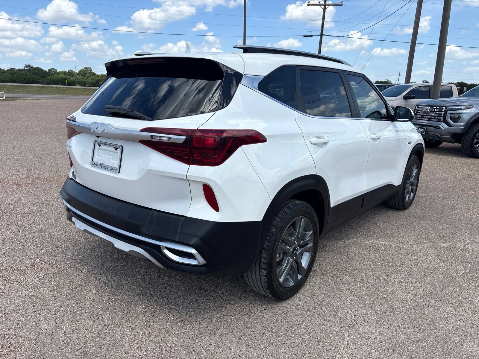 2023 Kia Seltos S