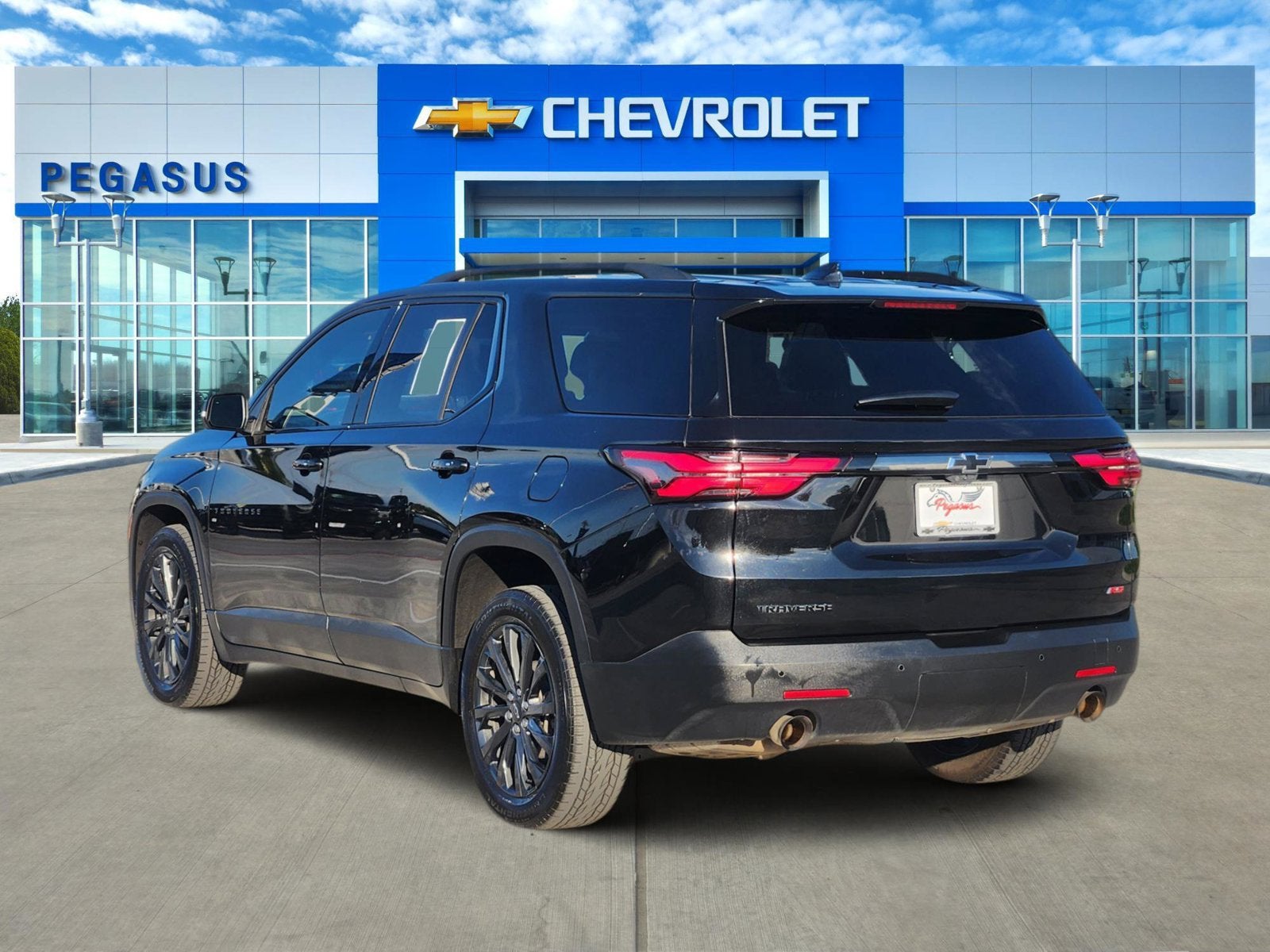 2023 Chevrolet Traverse RS