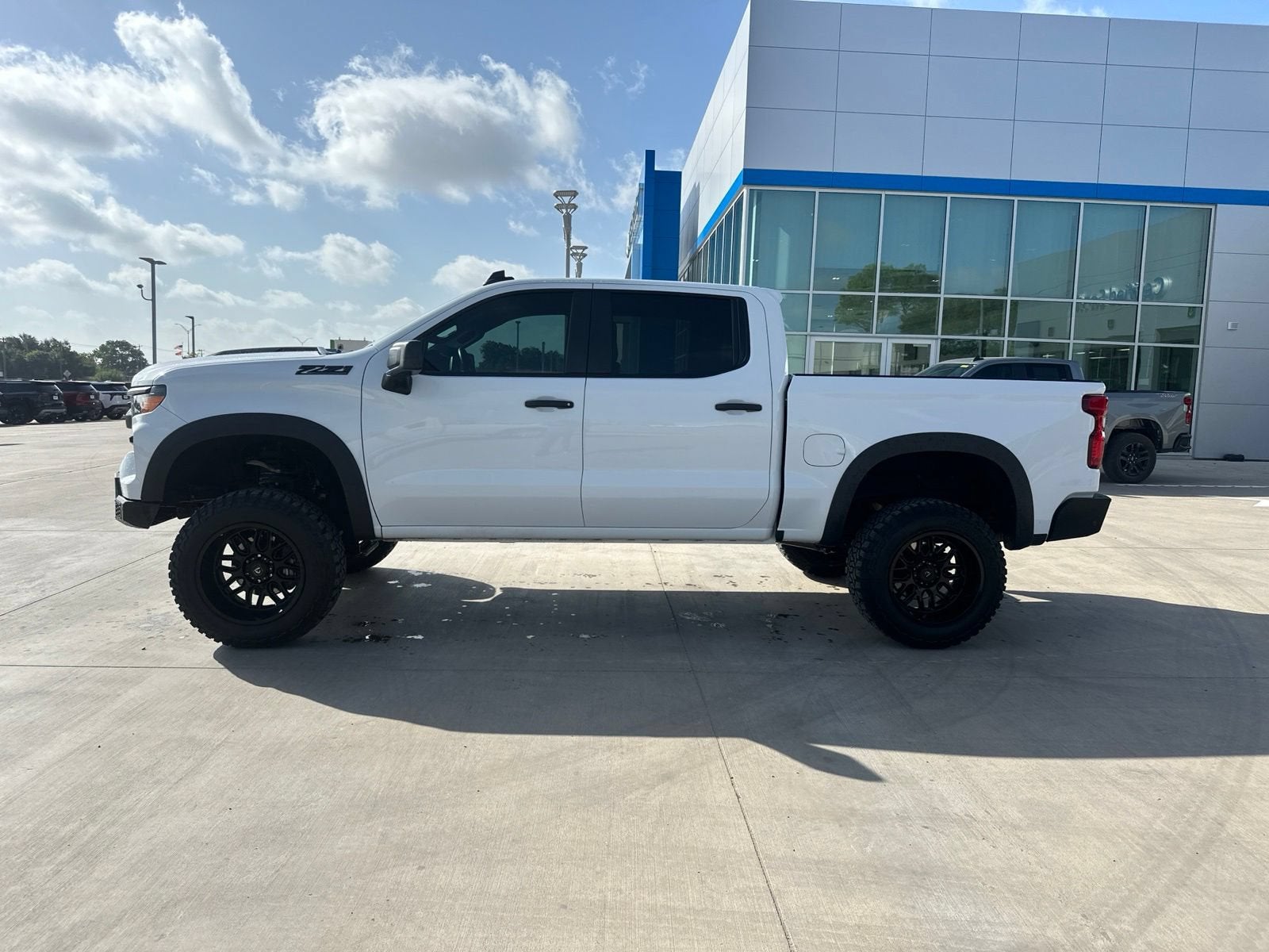 2024 Chevrolet Silverado 1500 Custom Trail Boss