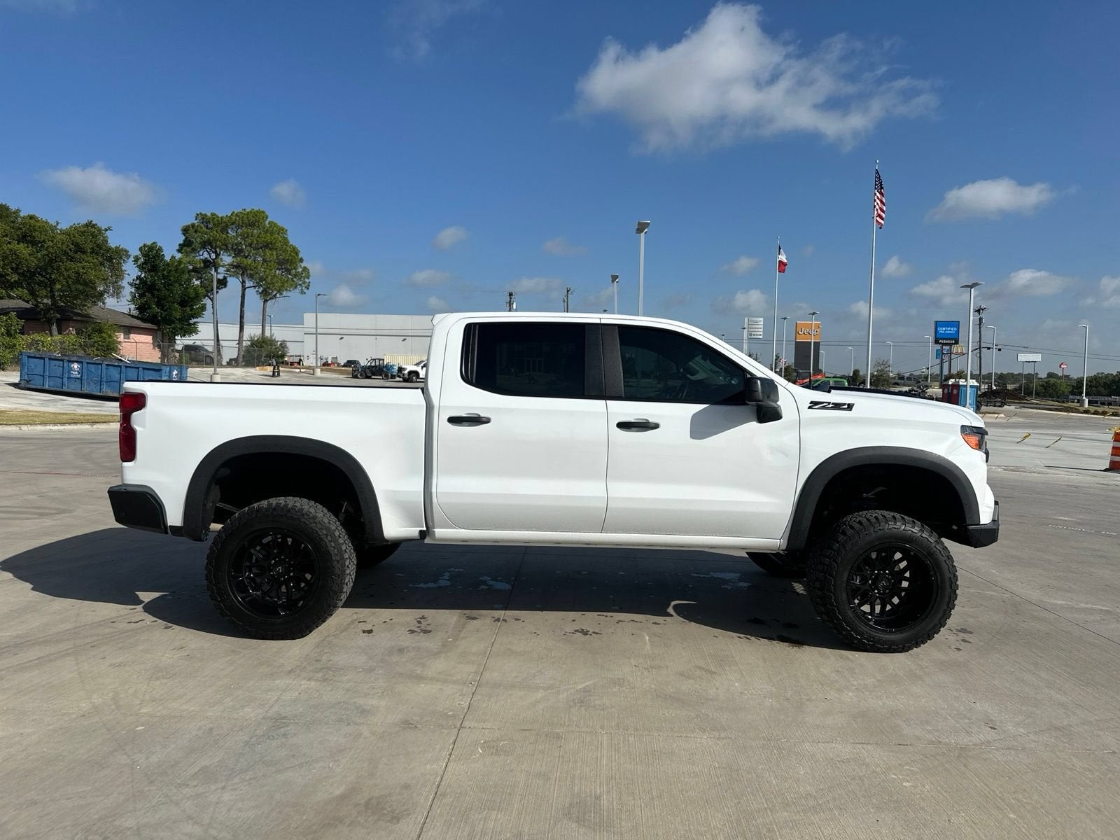 2024 Chevrolet Silverado 1500 Custom Trail Boss