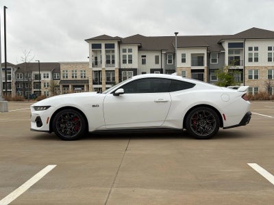 2024 Ford Mustang GT Premium Fastback