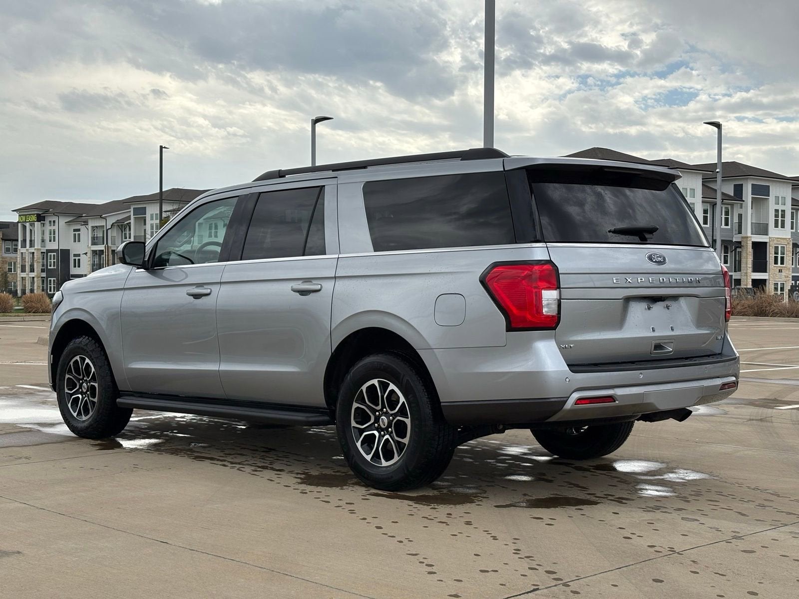 2024 Ford Expedition Max XLT
