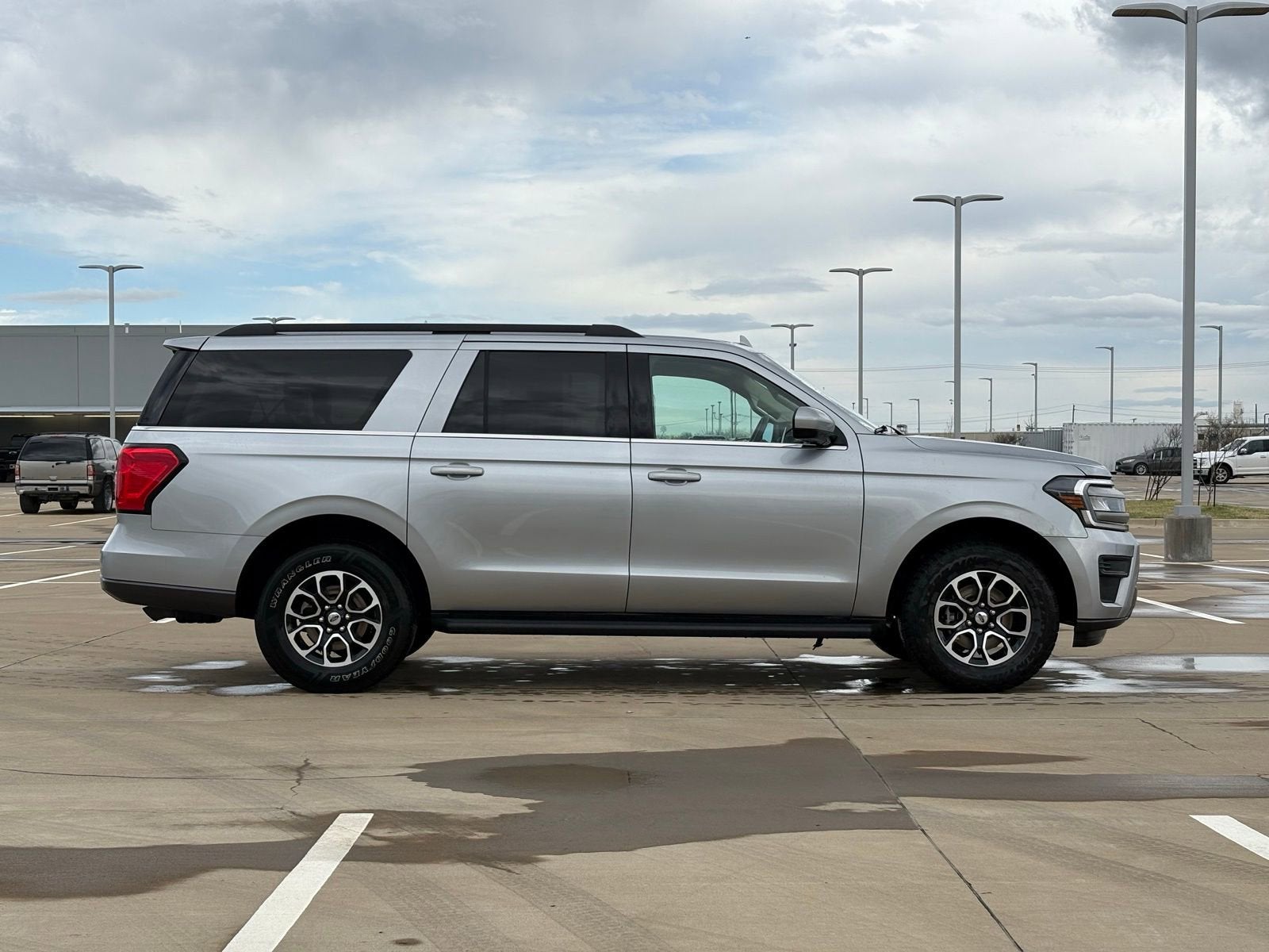 2024 Ford Expedition Max XLT