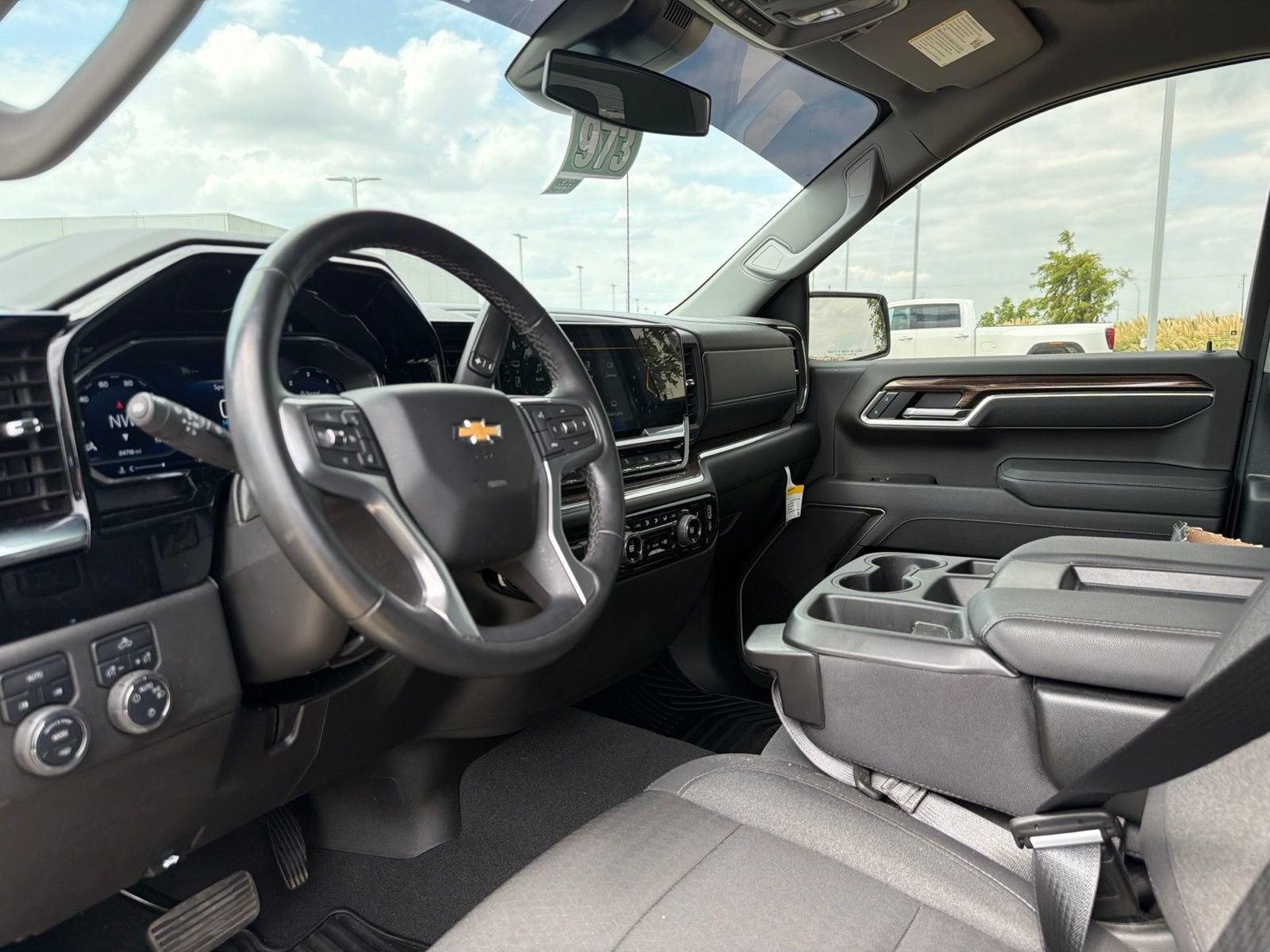 2025 Chevrolet Silverado 1500 LT (2FL)