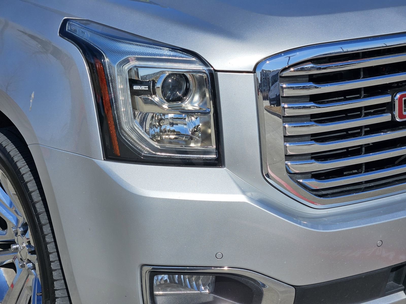 2020 GMC Yukon SLT