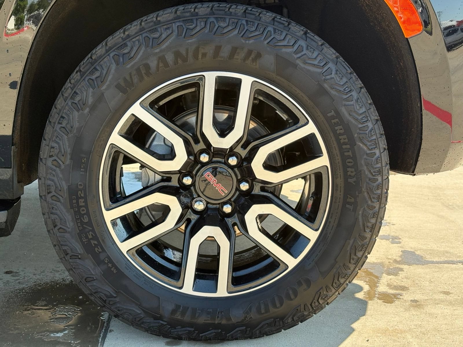 2024 GMC Yukon XL AT4