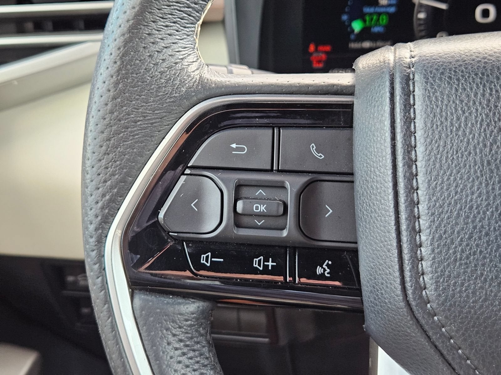 2023 Toyota Sequoia Capstone