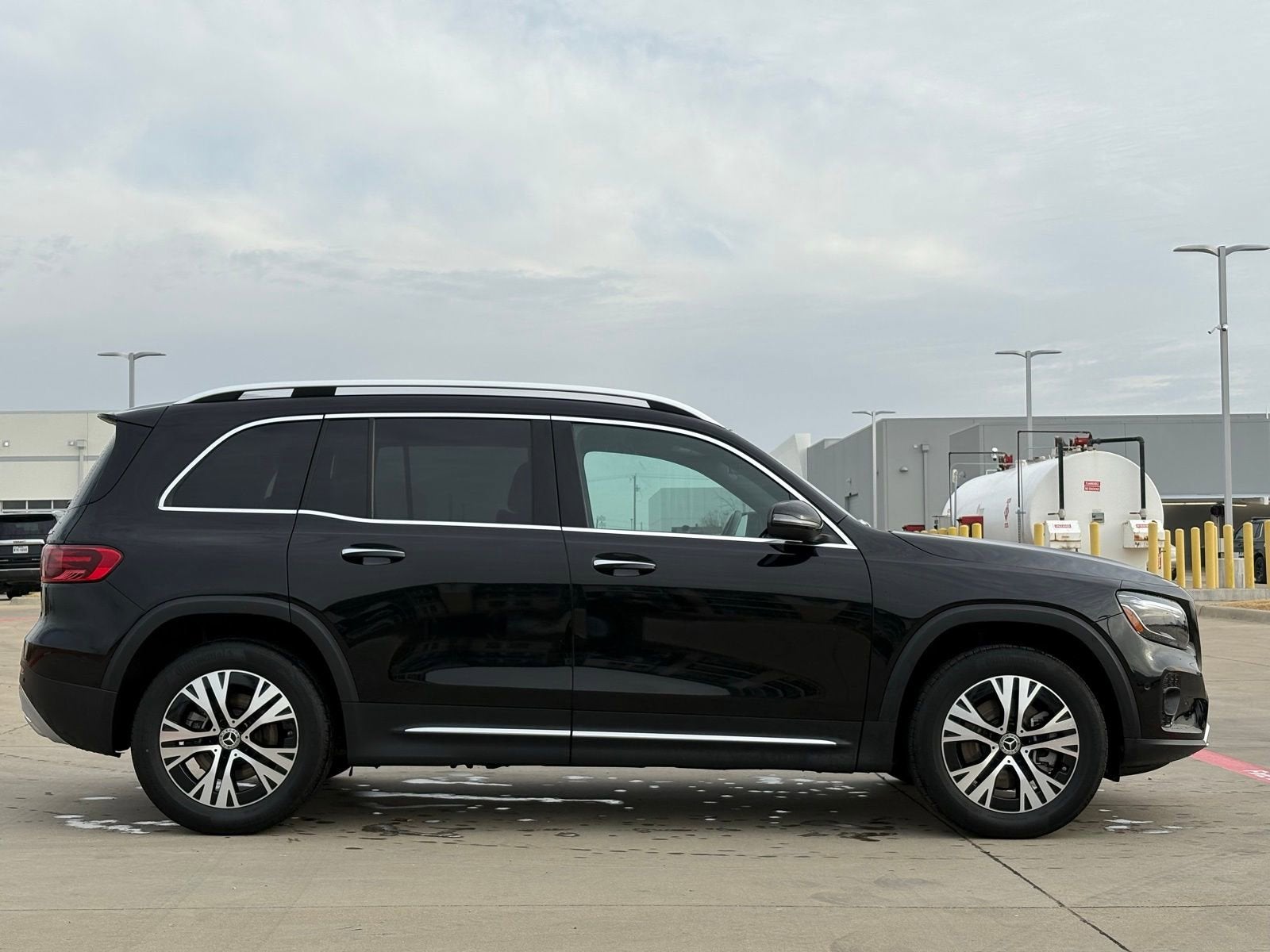 2025 Mercedes-Benz GLB 250 4MATIC®