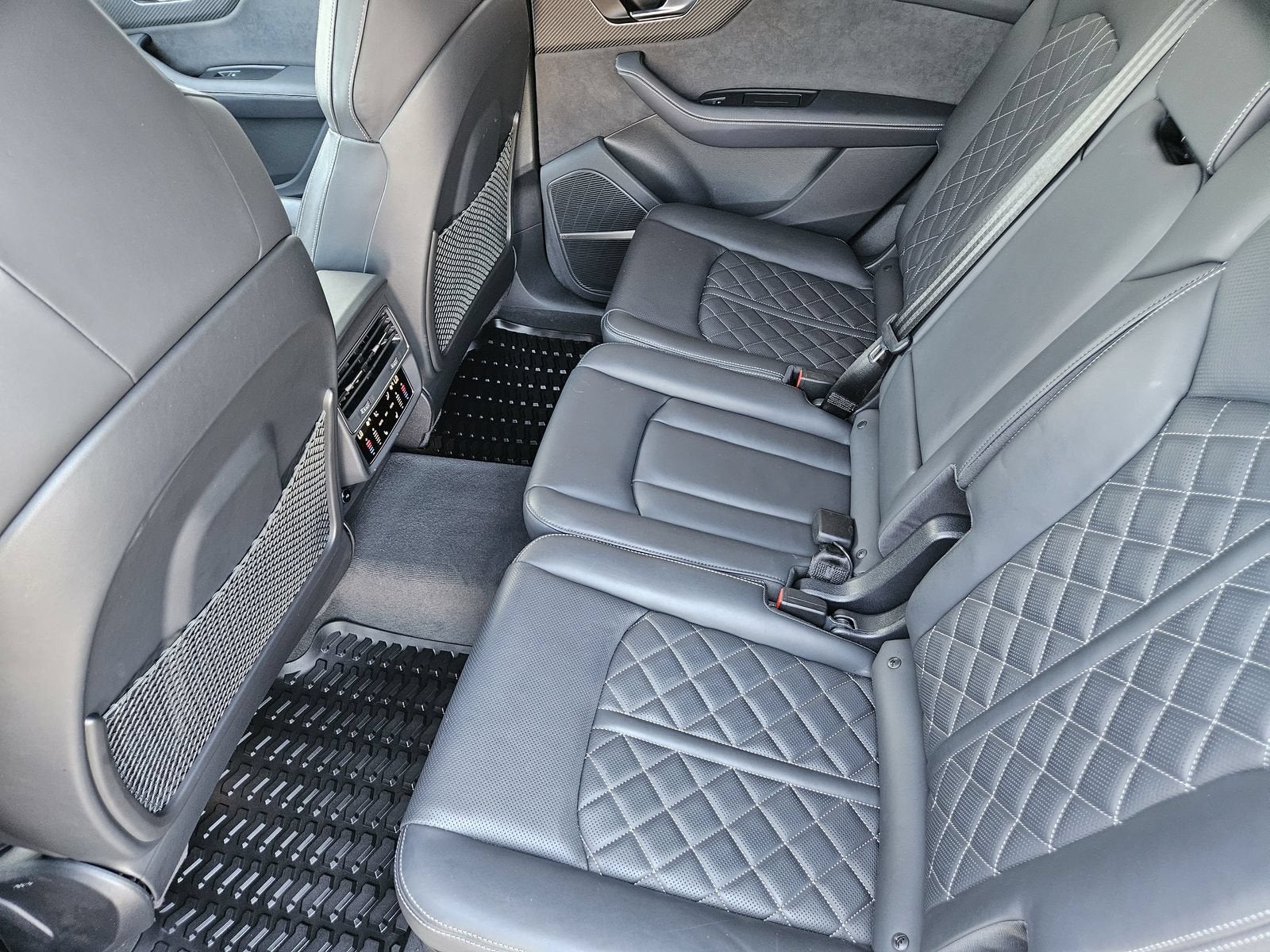 2025 Audi SQ7 Prestige TFSI quattro Tiptronic