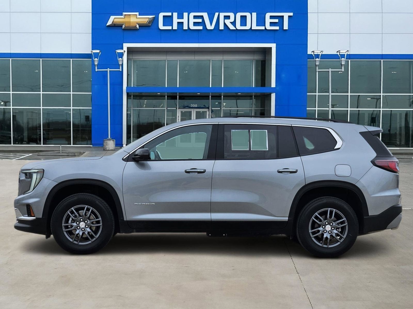 2025 GMC Acadia Elevation