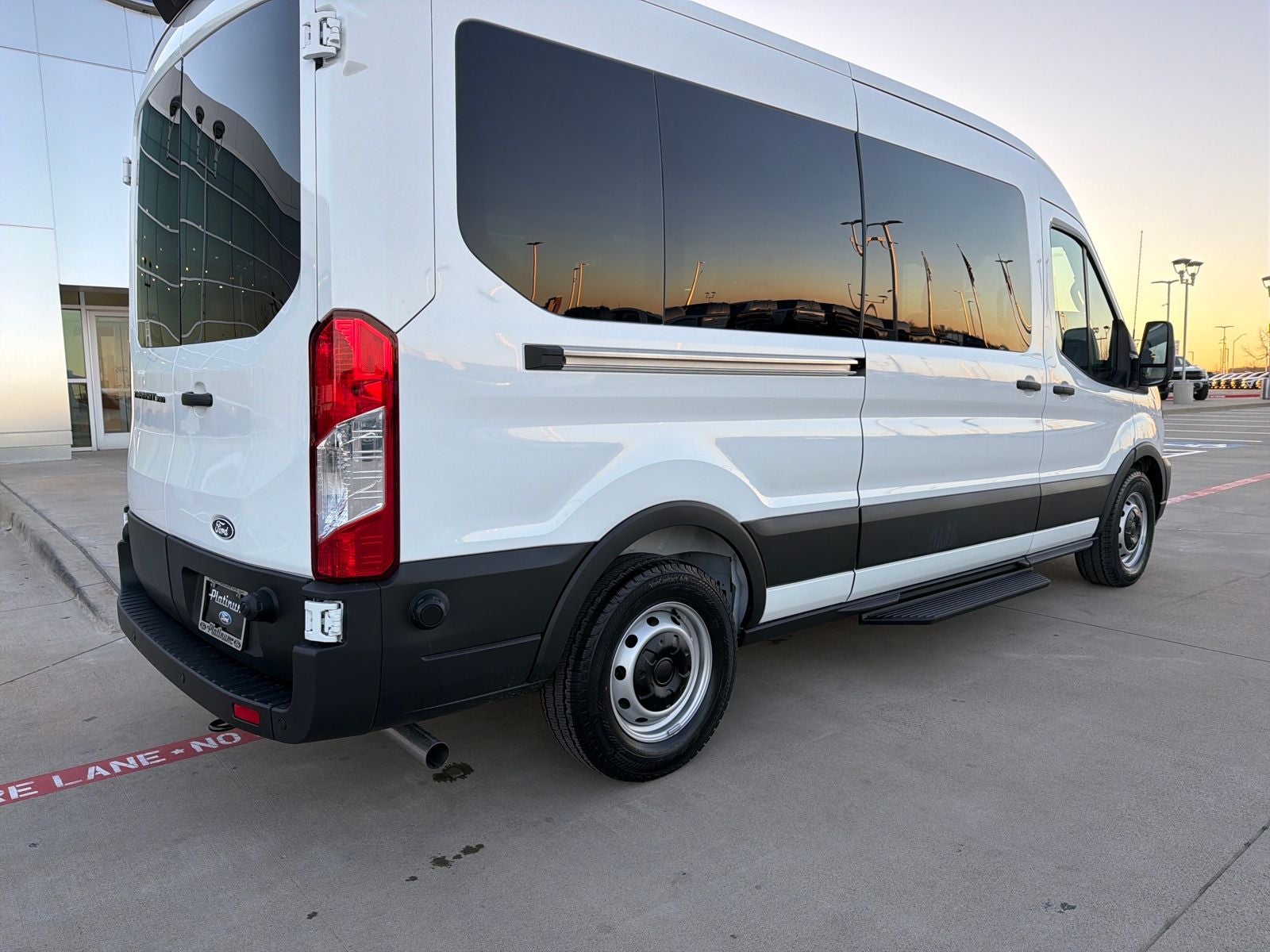 2026 Ford Transit-350 XL