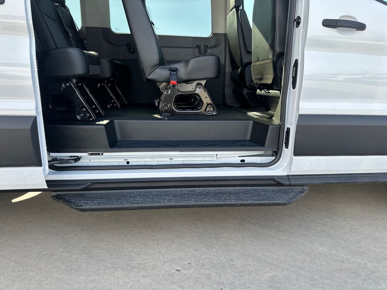 2026 Ford Transit-350 XL