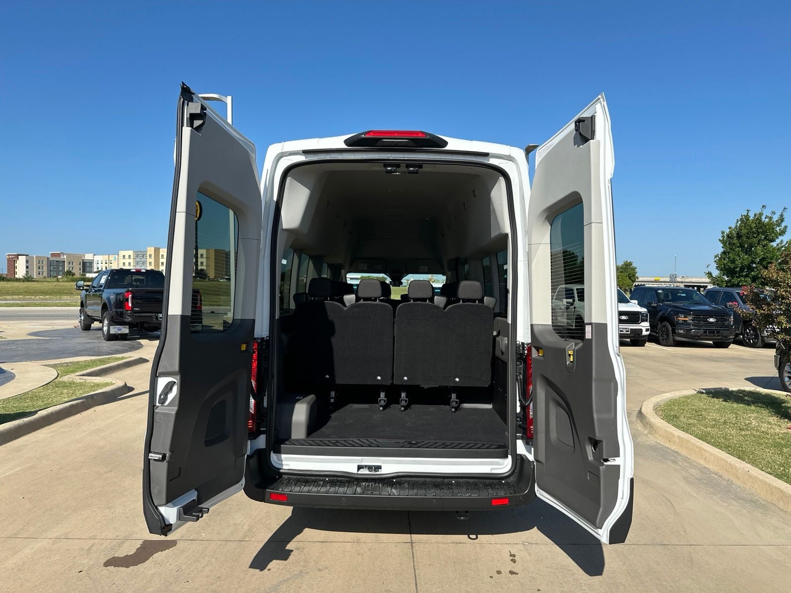 2026 Ford Transit-350 XLT