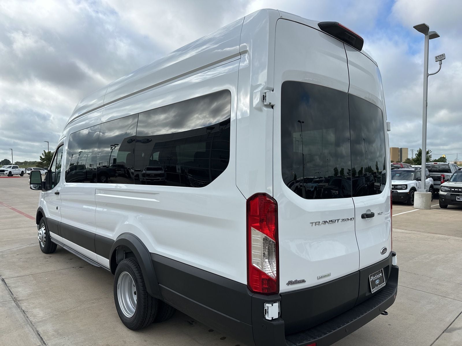 2025 Ford Transit-350 XLT